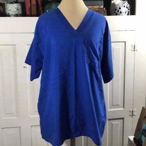 SPECTRUM blue scrub top sz Xl